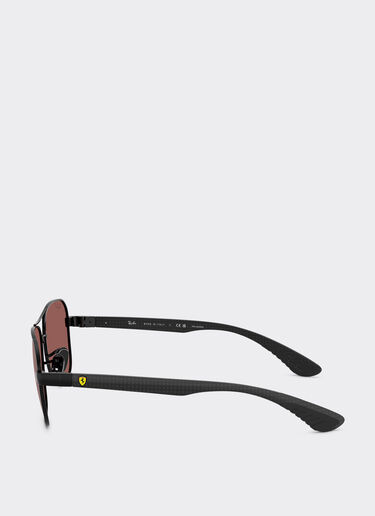 Ferrari Ray-Ban for Scuderia Ferrari RB8336M in metallo nero e fibra di carbonio scura con lenti polarizzate viola specchiate argento Nero LA02If