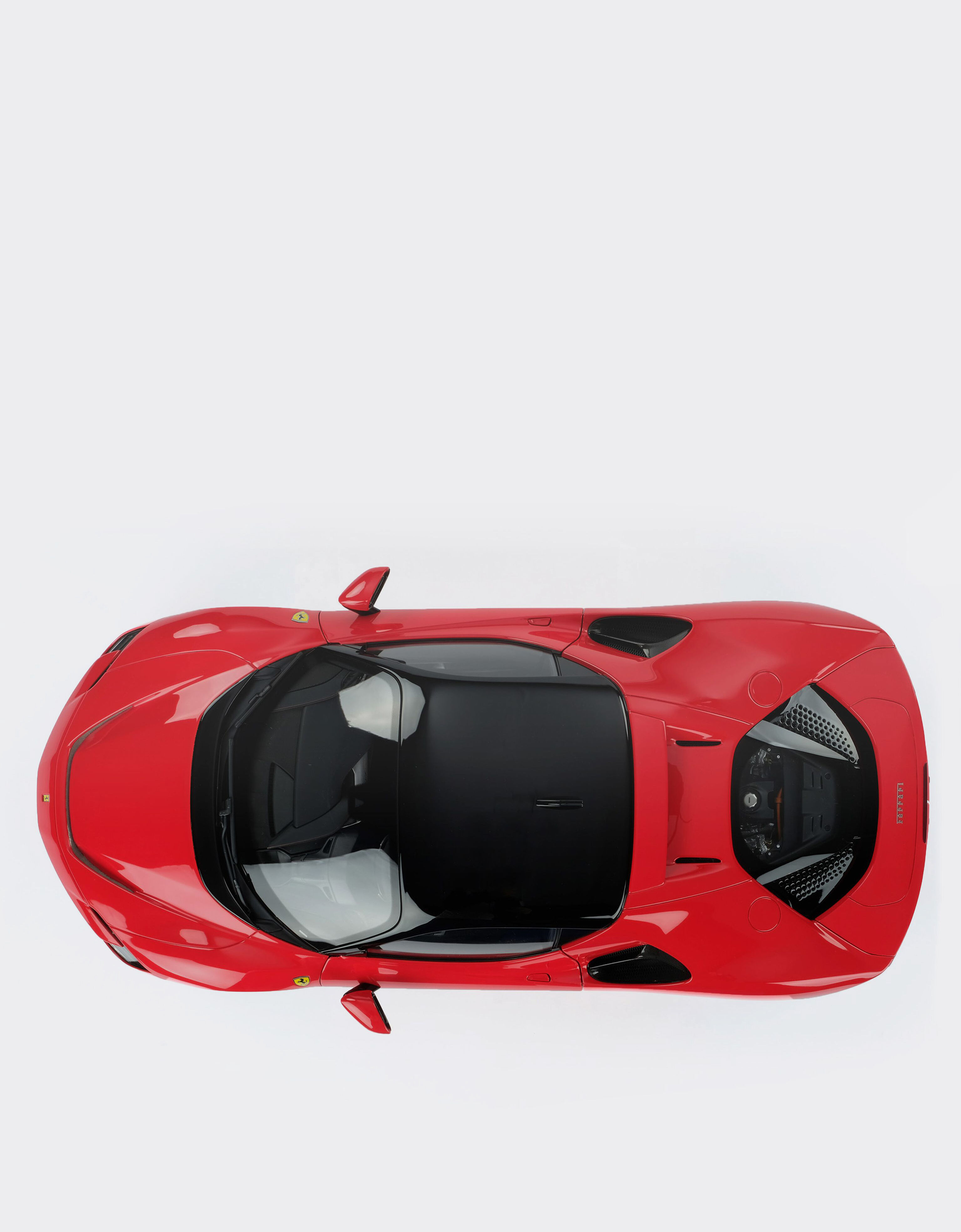 Ferrari 1:8-scale model SF90 Stradale Red F0074f