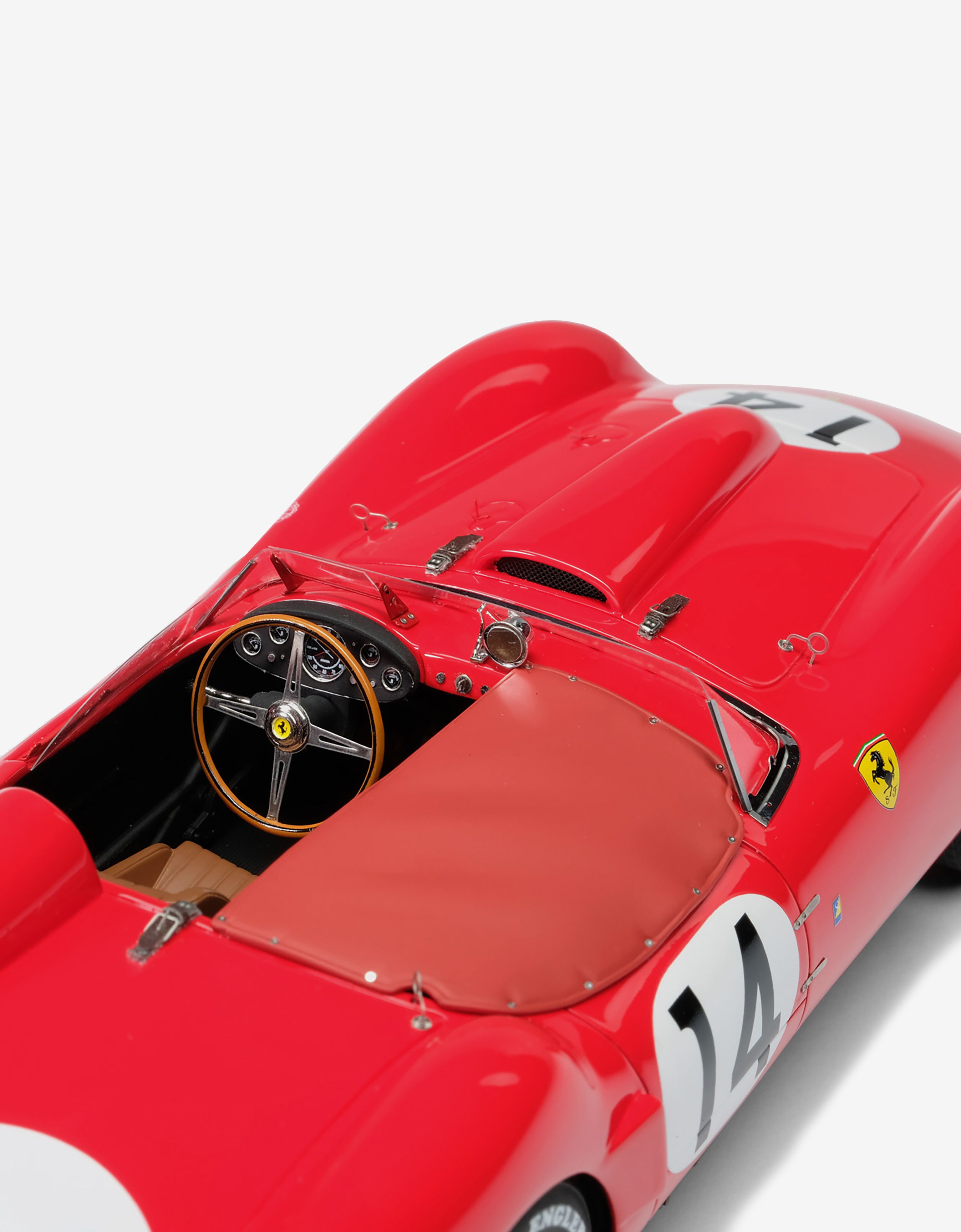 Ferrari Modellauto Ferrari 250 TR 1958 Le Mans im Maßstab 1:18 Rot L7580f