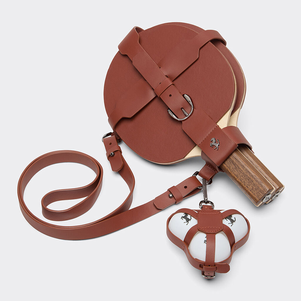 ラグジュアリーゲーム：チェス＆バックギャモン | Ferrari Store®