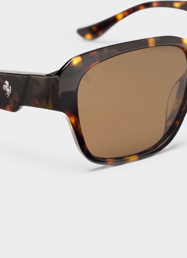 Ferrari Ferrari sunglasses in tortoiseshell yellow acetate with polarised brown lenses Yellow LA02Vf