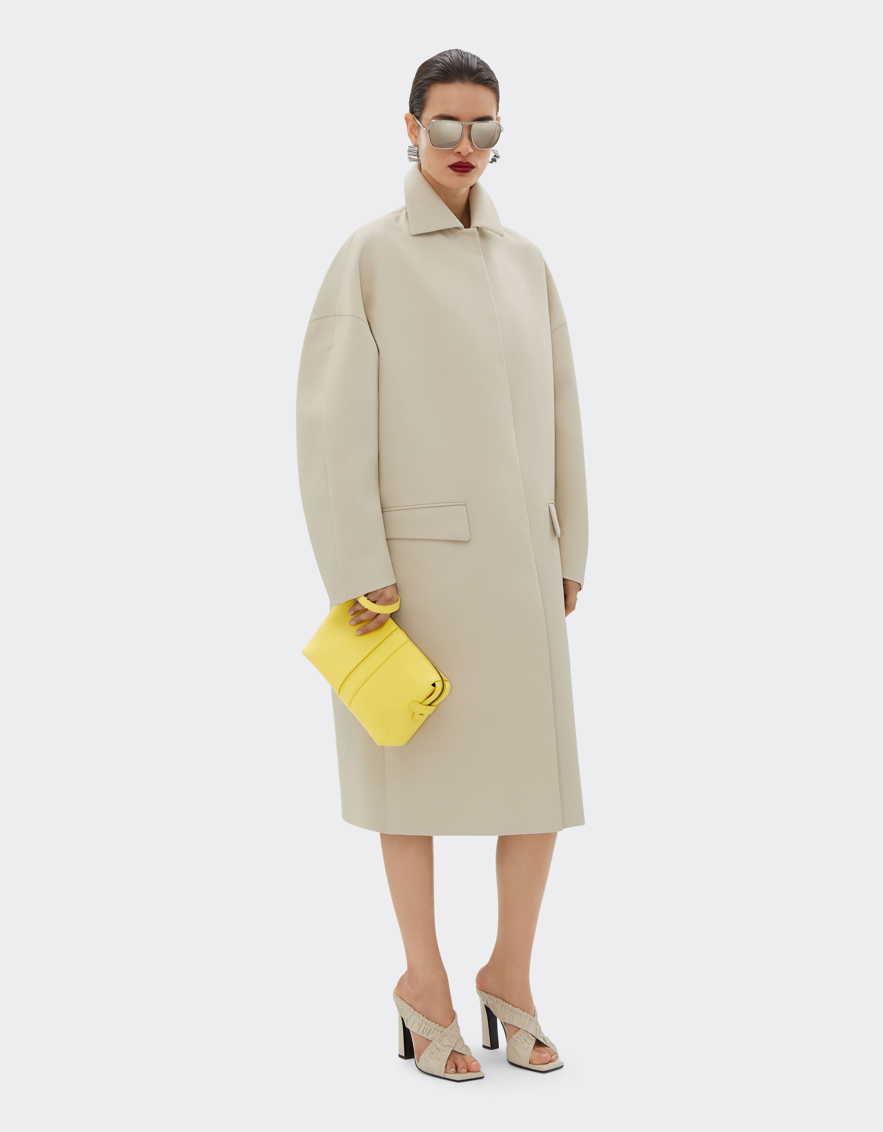 Ferrari Tasche aus genarbtem Leder mit Reißverschluss Giallo Modena 22124f