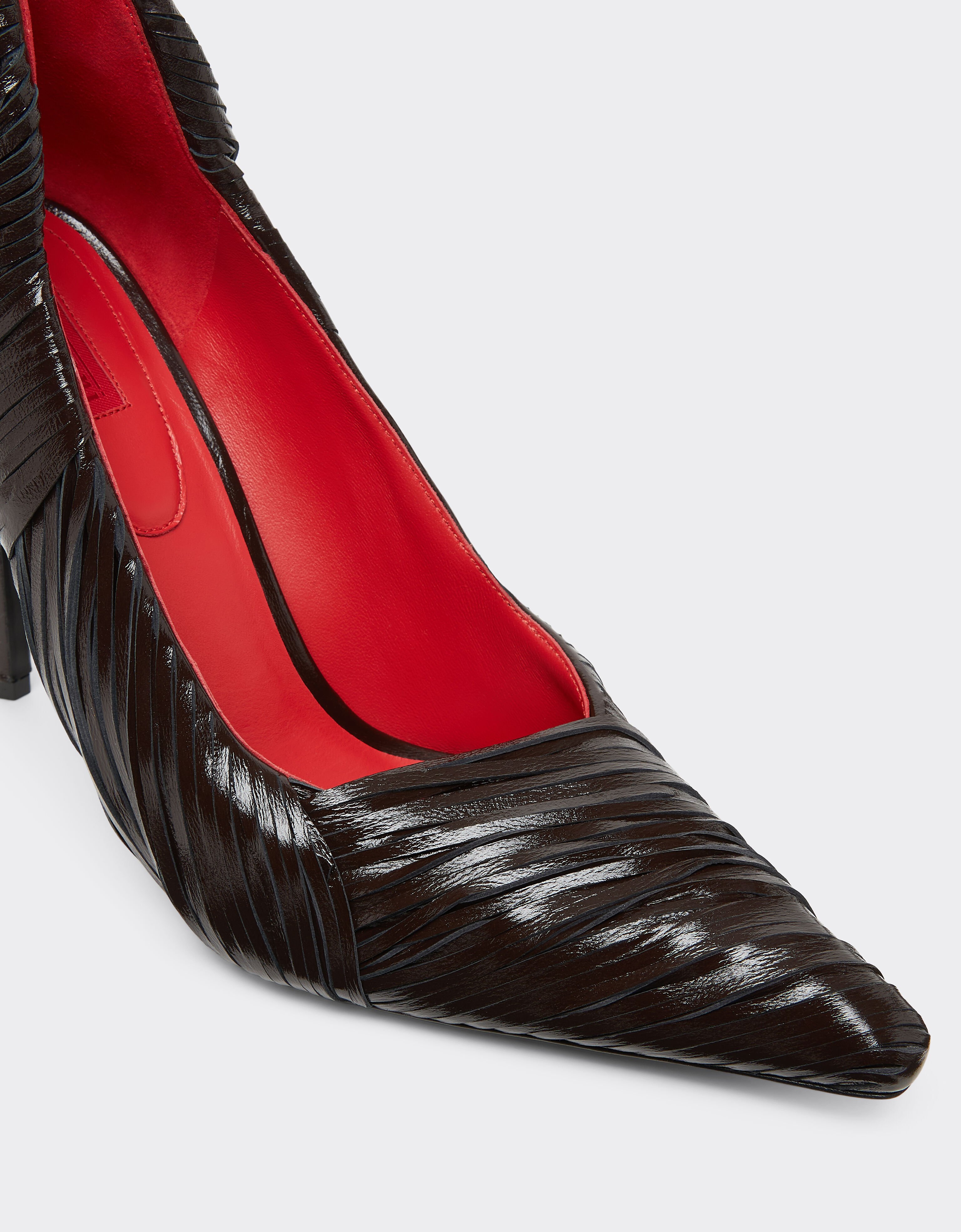 Ferrari Wet-glossy leather pumps Marrone Scuro 51308f