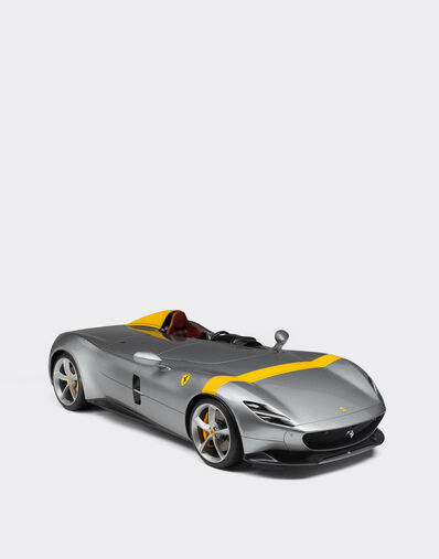 Ferrari Ferrari Monza SP1 model in 1:8 scale MULTICOLOUR L7977f
