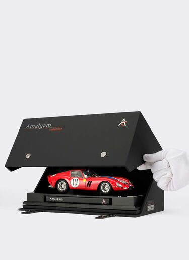 Ferrari Ferrari 250 GTO 1962 Le Mans model in 1:18 scale Red L9866f