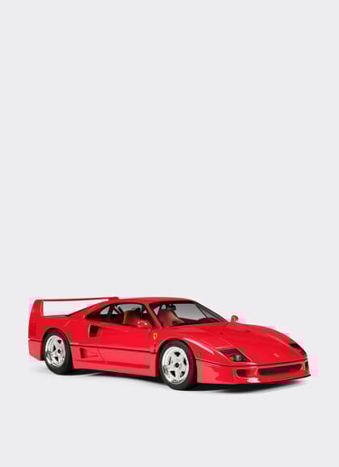 Ferrari 1:18 scale model F40 Red F0112f