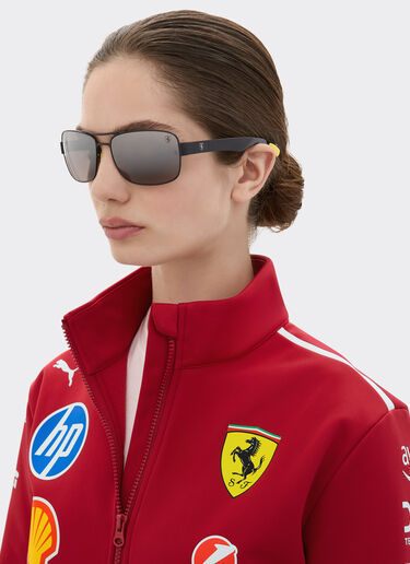 Ray-Ban for Scuderia Ferrari RB3763M in black metal and plastic with polarised mirror gradient grey lenses Ferrari Ray-Ban for Scuderia Ferrari RB3763M in black metal and plastic with polarised mirror gradient grey lenses Black LA01Df