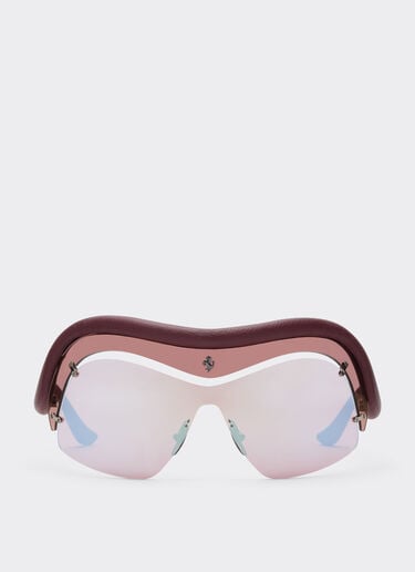 Limited Edition Ferrari sunglasses in injected and leather with red and light gray lenses Ferrari Limited Edition Ferrari sunglasses in injected and leather with red and light gray lenses Dark Red LA0F8f