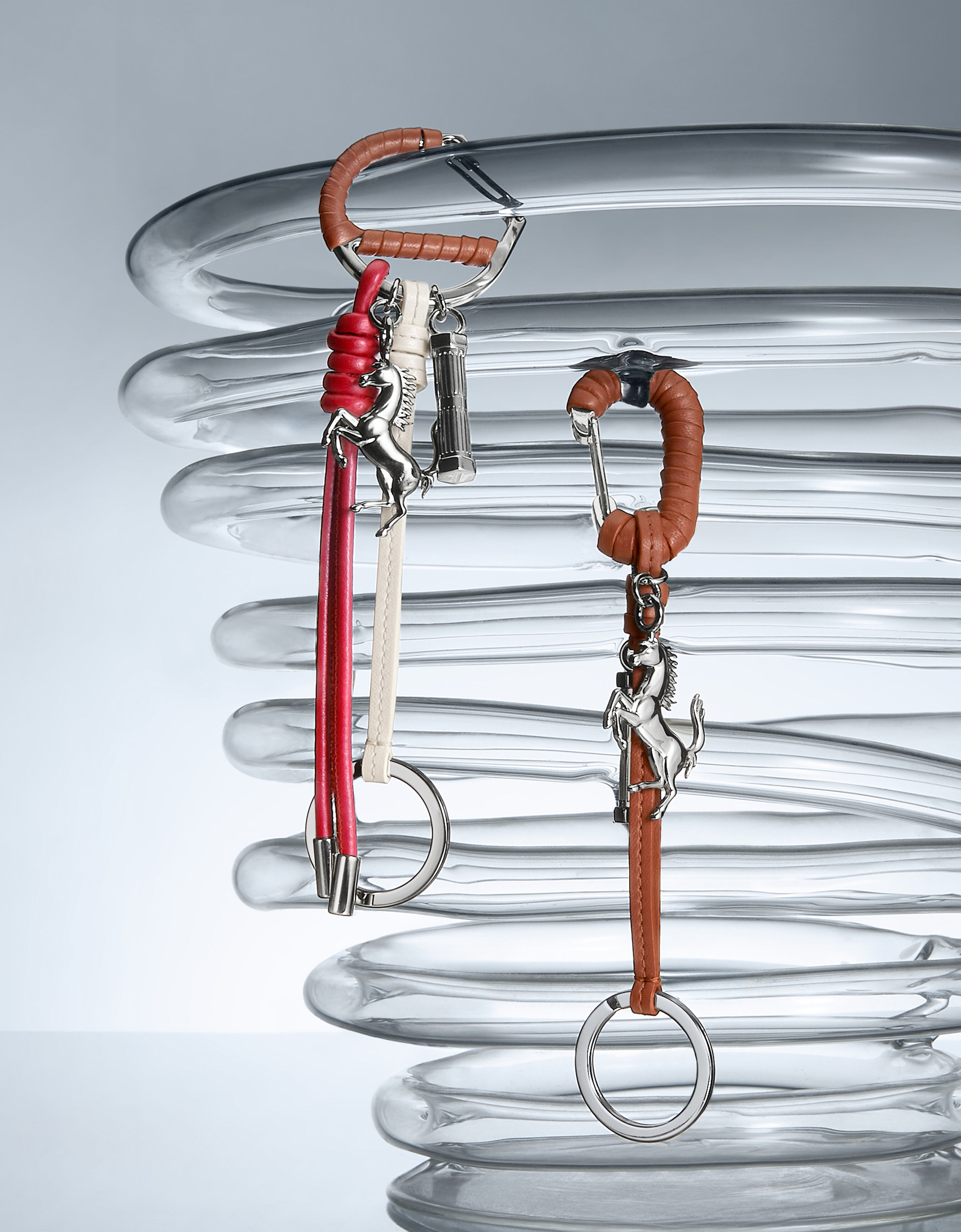 Multicolored metal and leather keyring with charm Ferrari Multicolored metal and leather keyring with charm Tobacco 50011f