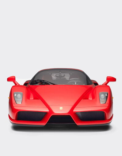 Ferrari Enzo model in 1:8 scale Ferrari Ferrari Enzo model in 1:8 scale MULTICOLOUR L4067f