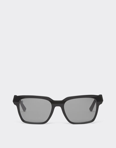 Ferrari Ferrari sunglasses in black acetate with polarised grey lens Gold F1525f