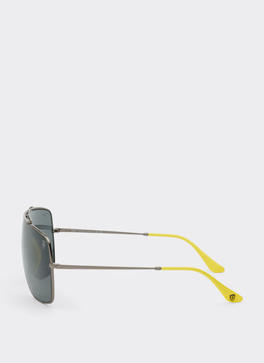 Ferrari Ray-Ban für Scuderia Ferrari RB3697MF in Metall Gewehrlaufgrau mit dunkelgrauen Gläsern Dunkelgrau F1506f