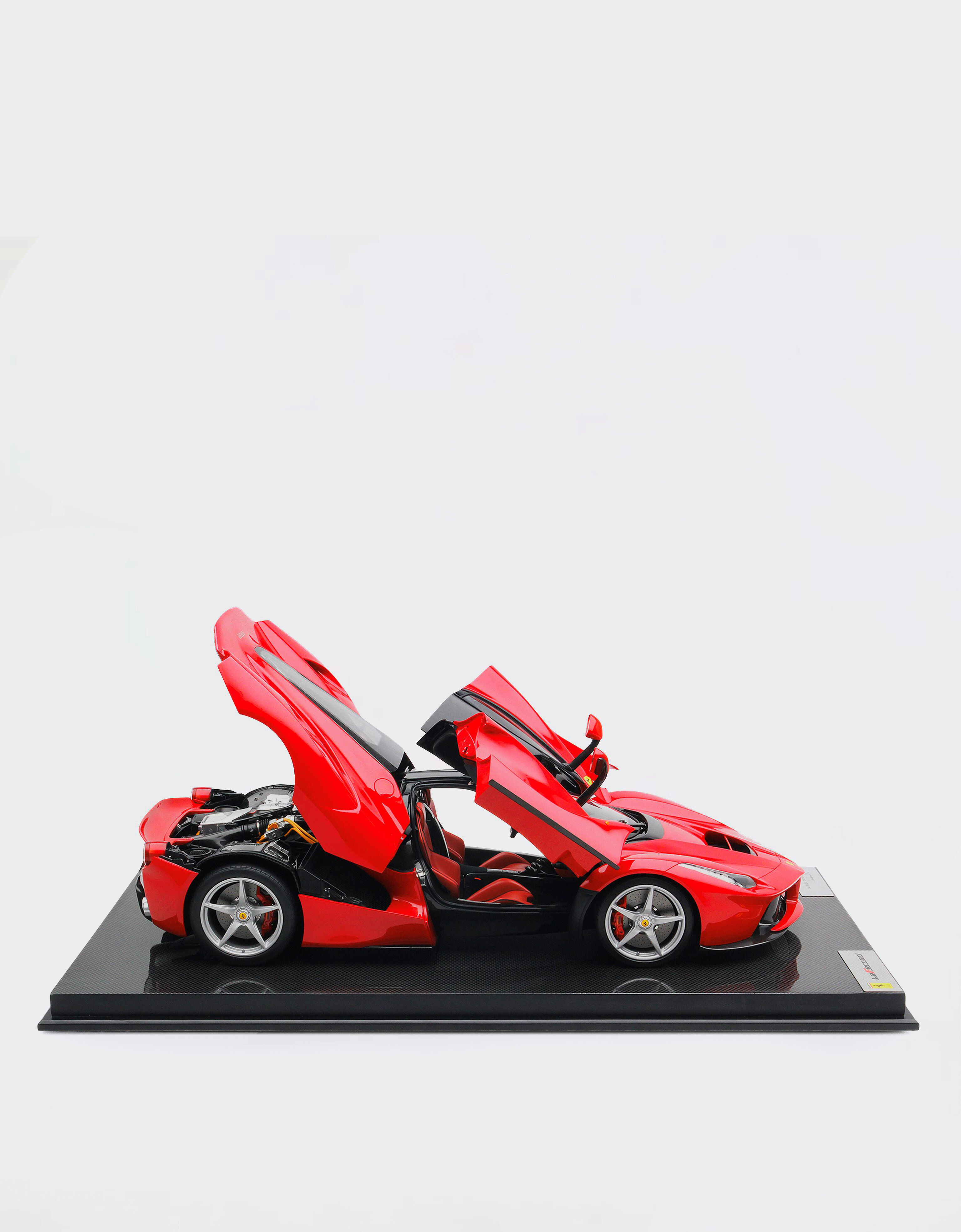 Ferrari LaFerrari 1:8 模型车 红色 L2993f
