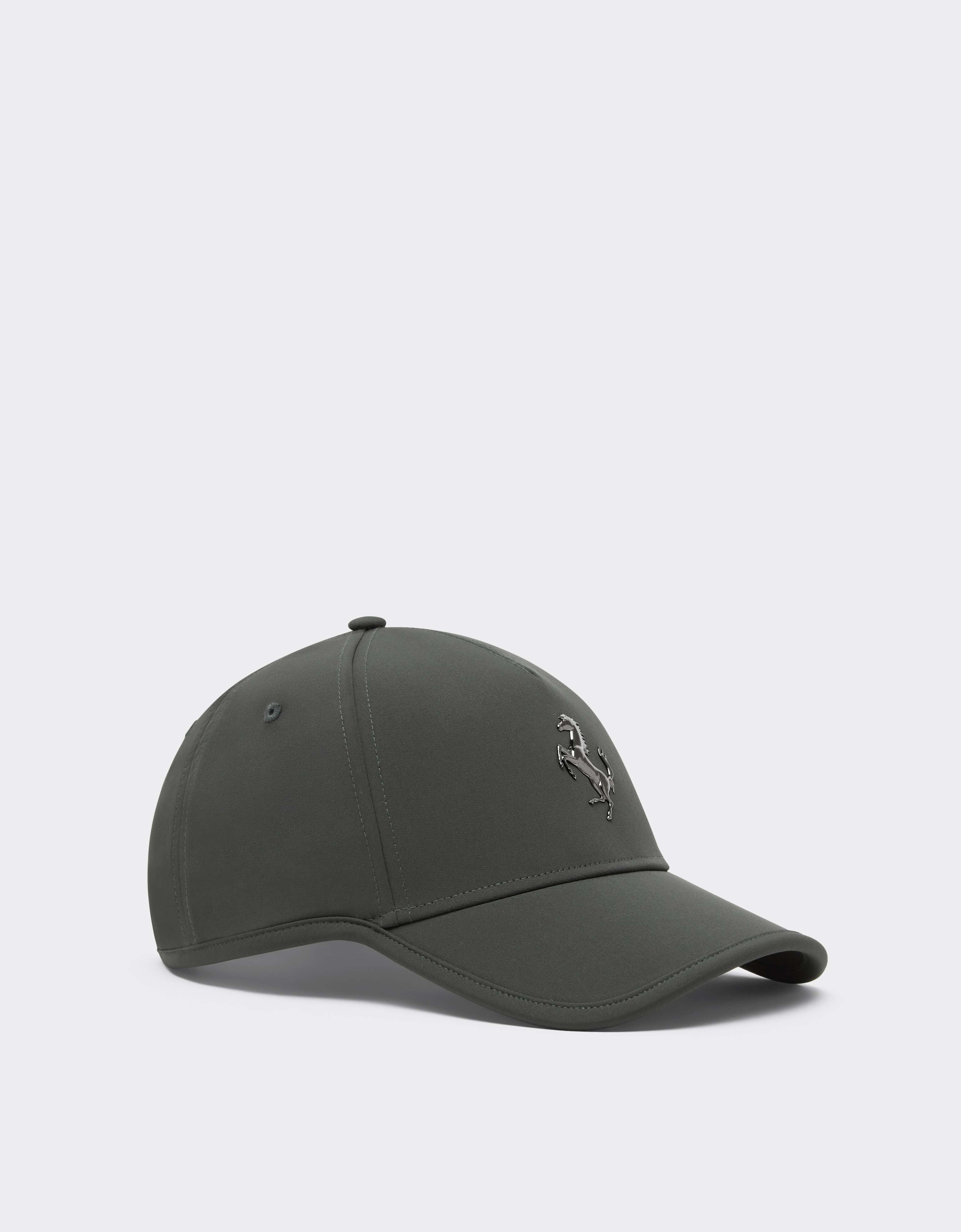 Gorra de béisbol con el Cavallino Rampante de metal Ferrari Gorra de béisbol con el Cavallino Rampante de metal Grigio Titano CANCP0006WPL0003f