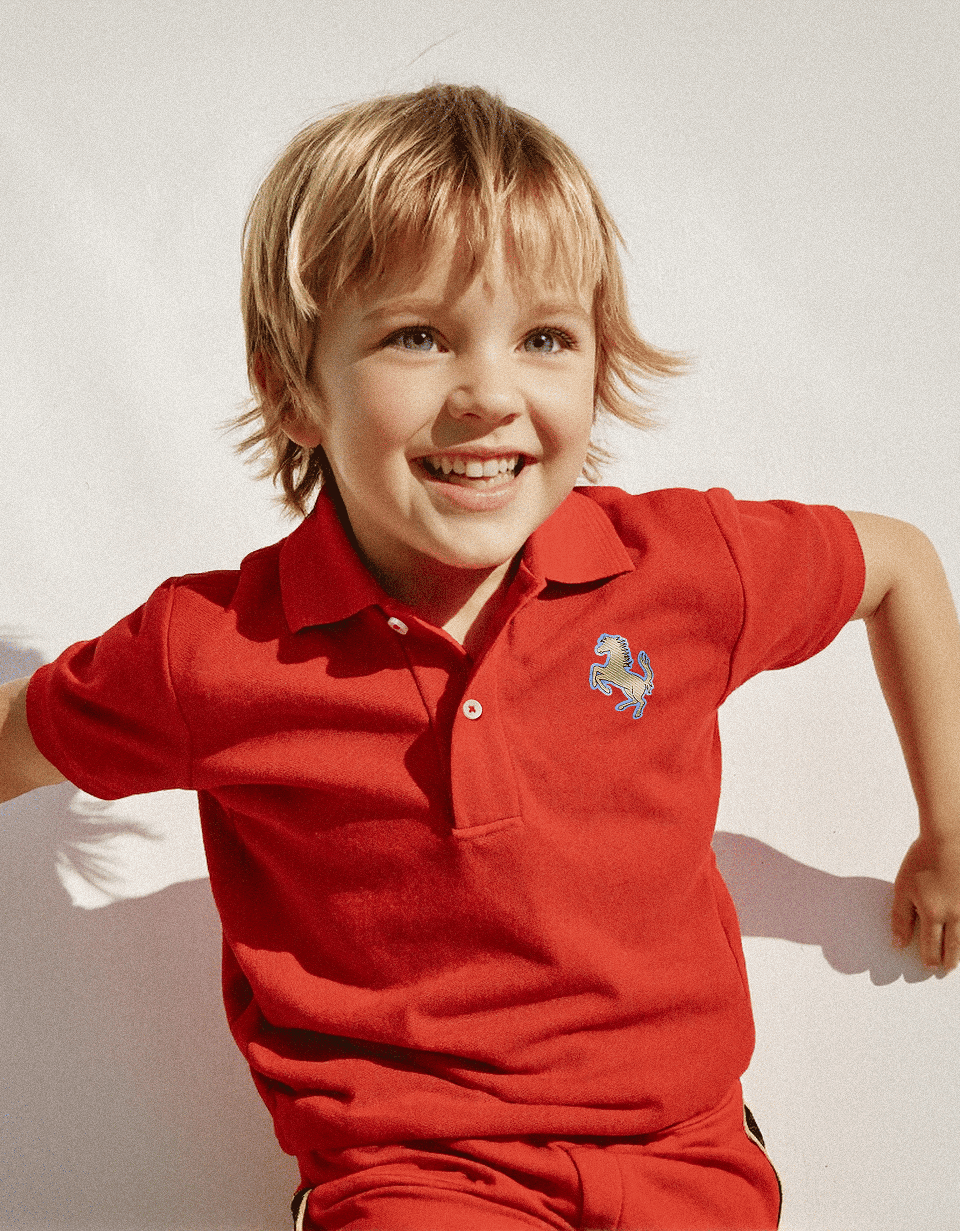  Ferrari Poloshirt Aus Baumwoll-piqué Mit „cavallino Rampante“-aufnäher - Male Poloshirts Rosso Corsa 9y 