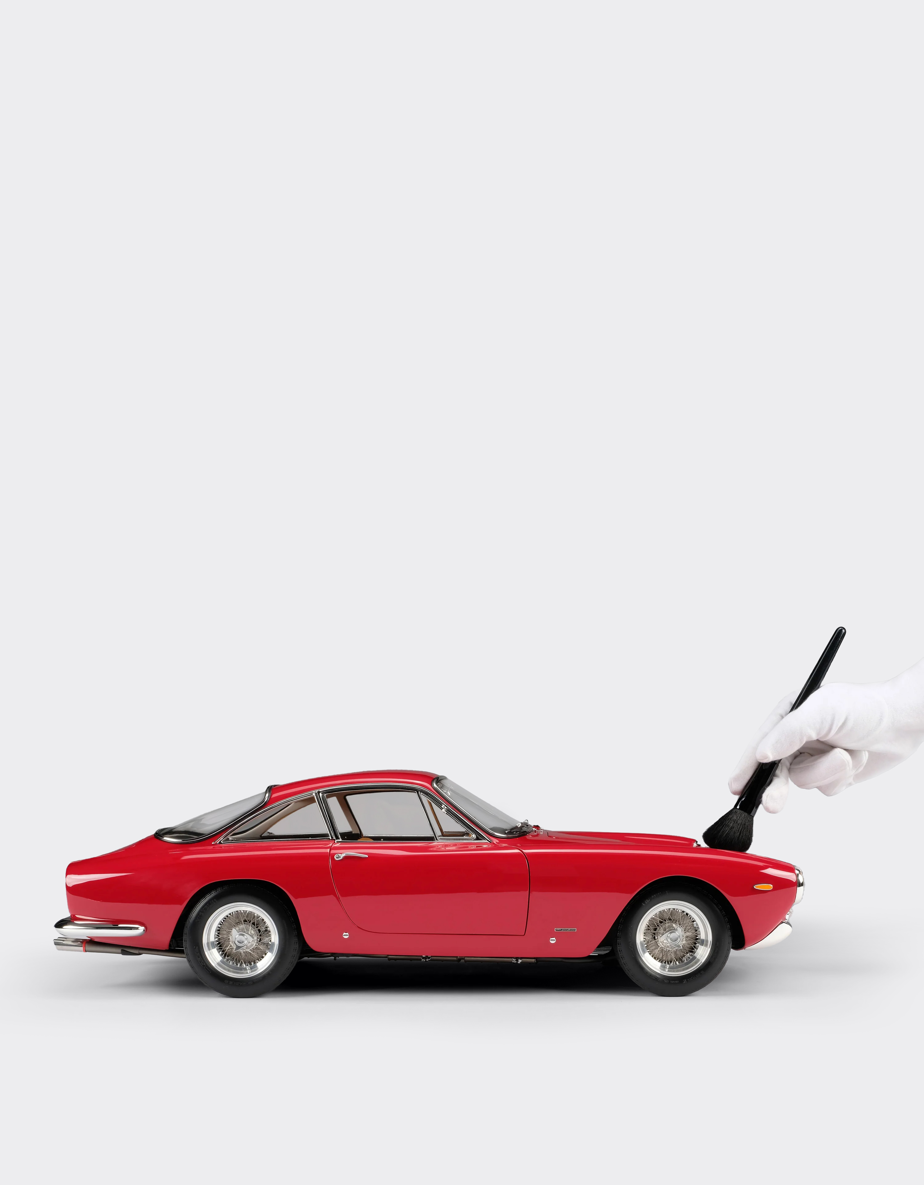  Ferrari Ferrari 250 Gt Swb Lusso Model In 1:8 Scale -  Cars Multicolour Os 