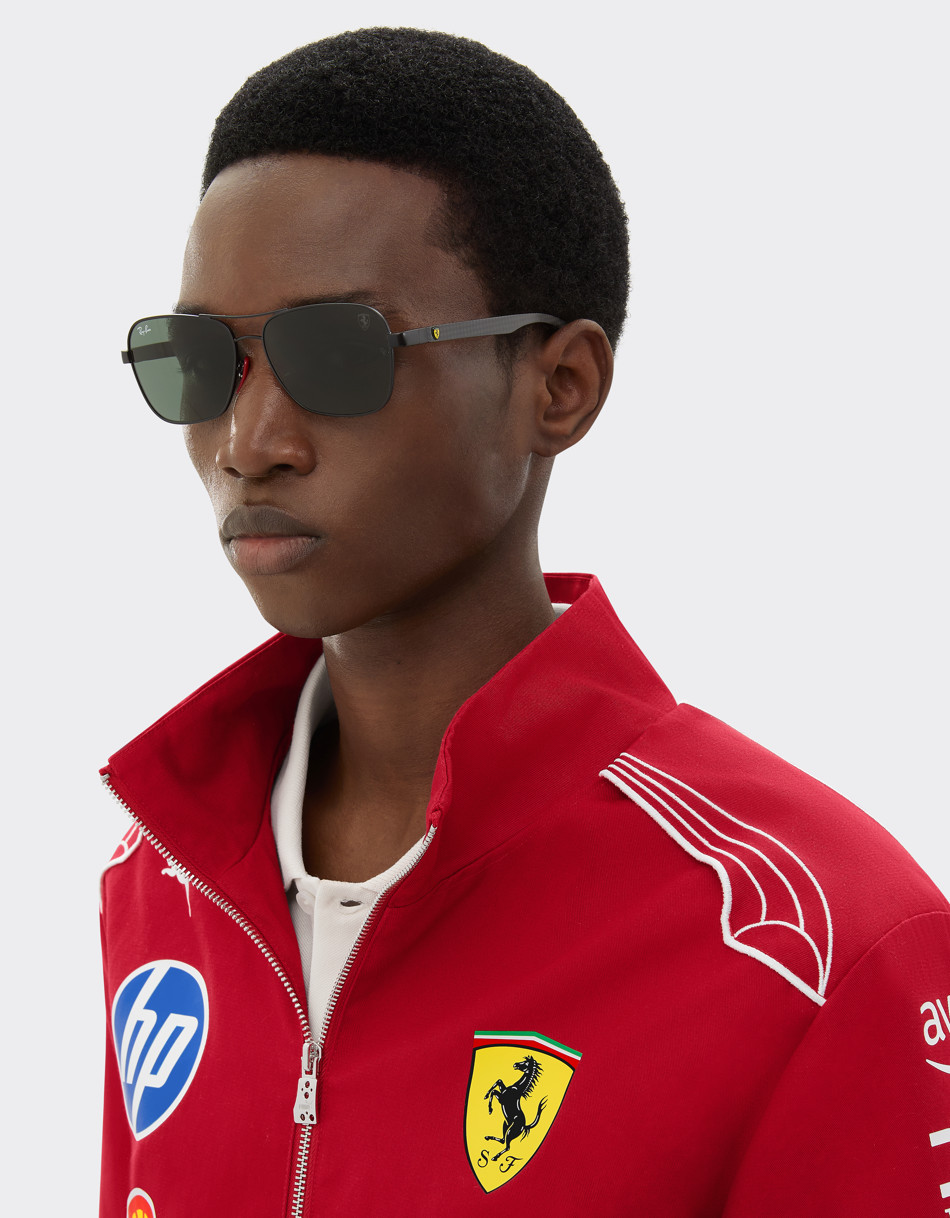  Ferrari Ray-ban For Scuderia Ferrari Rb8336m En Metal Negro Mate Y Fibra De Carbono Oscura Con Lentes Verde Oscuro -  Gafas De Sol Negro Mate Os 