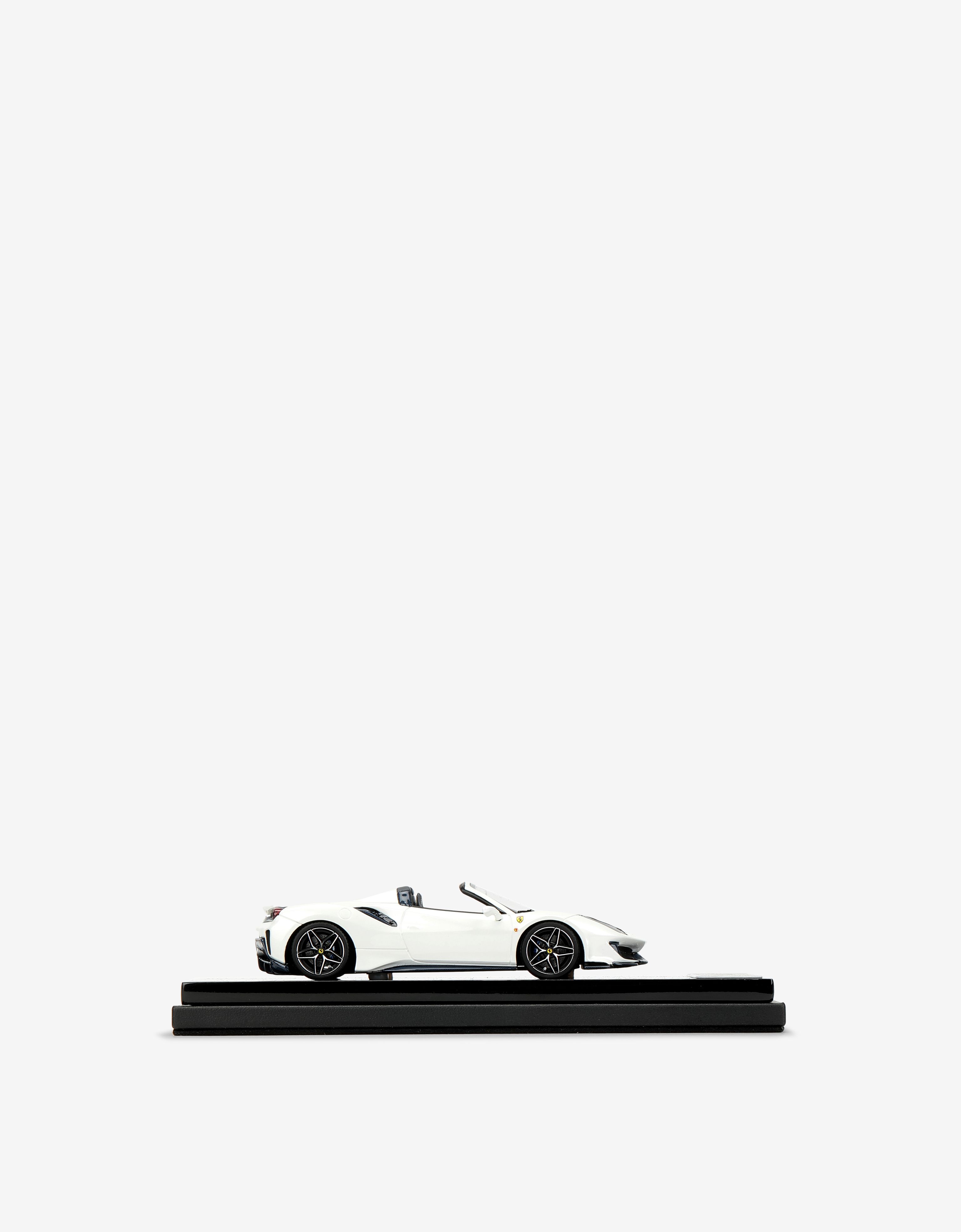 1:43 法拉利488 Pista Spider 模型车的光学白| Ferrari®