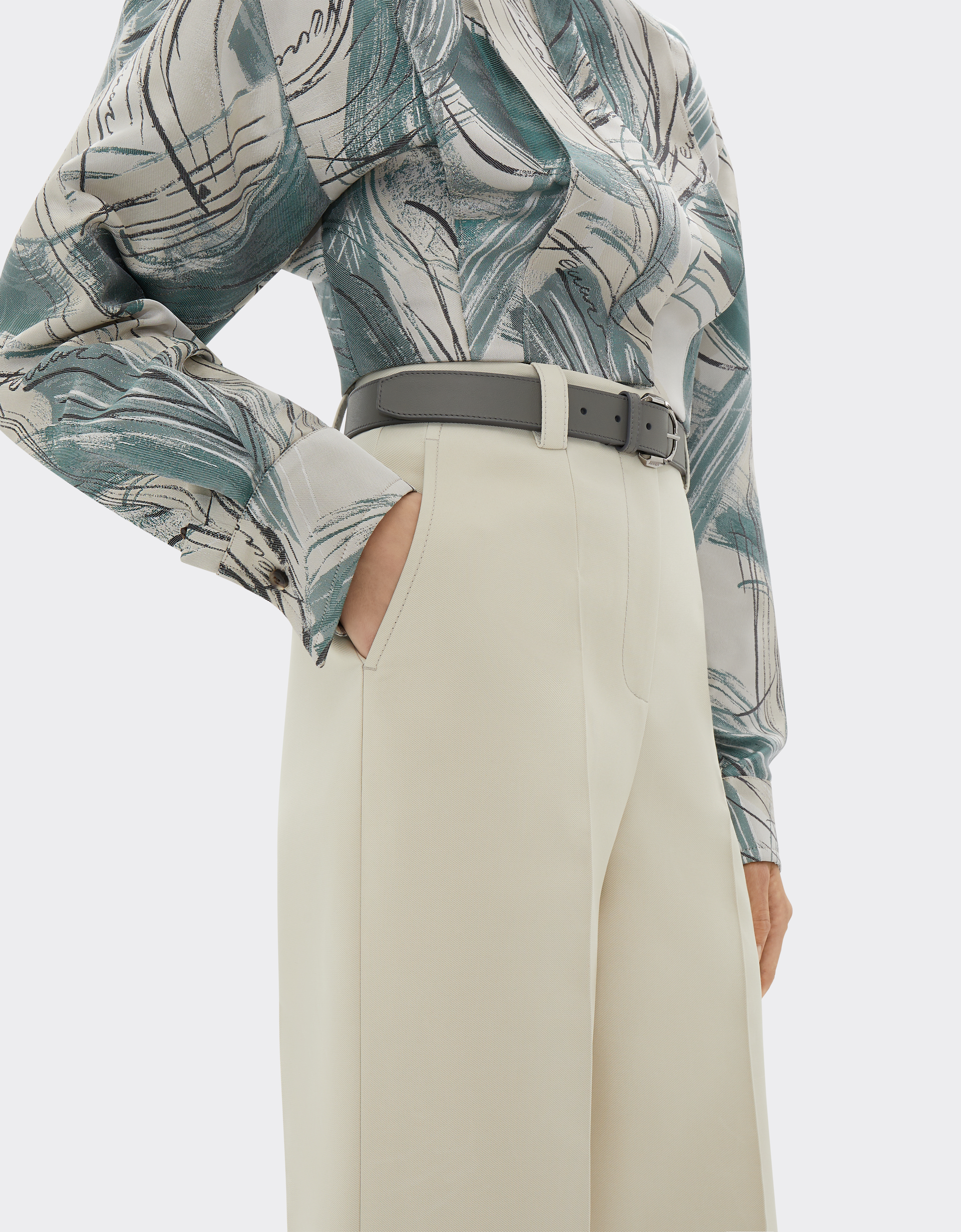 Ferrari Trousers In Two-tone Double-sided Tech Fabric In Ecru