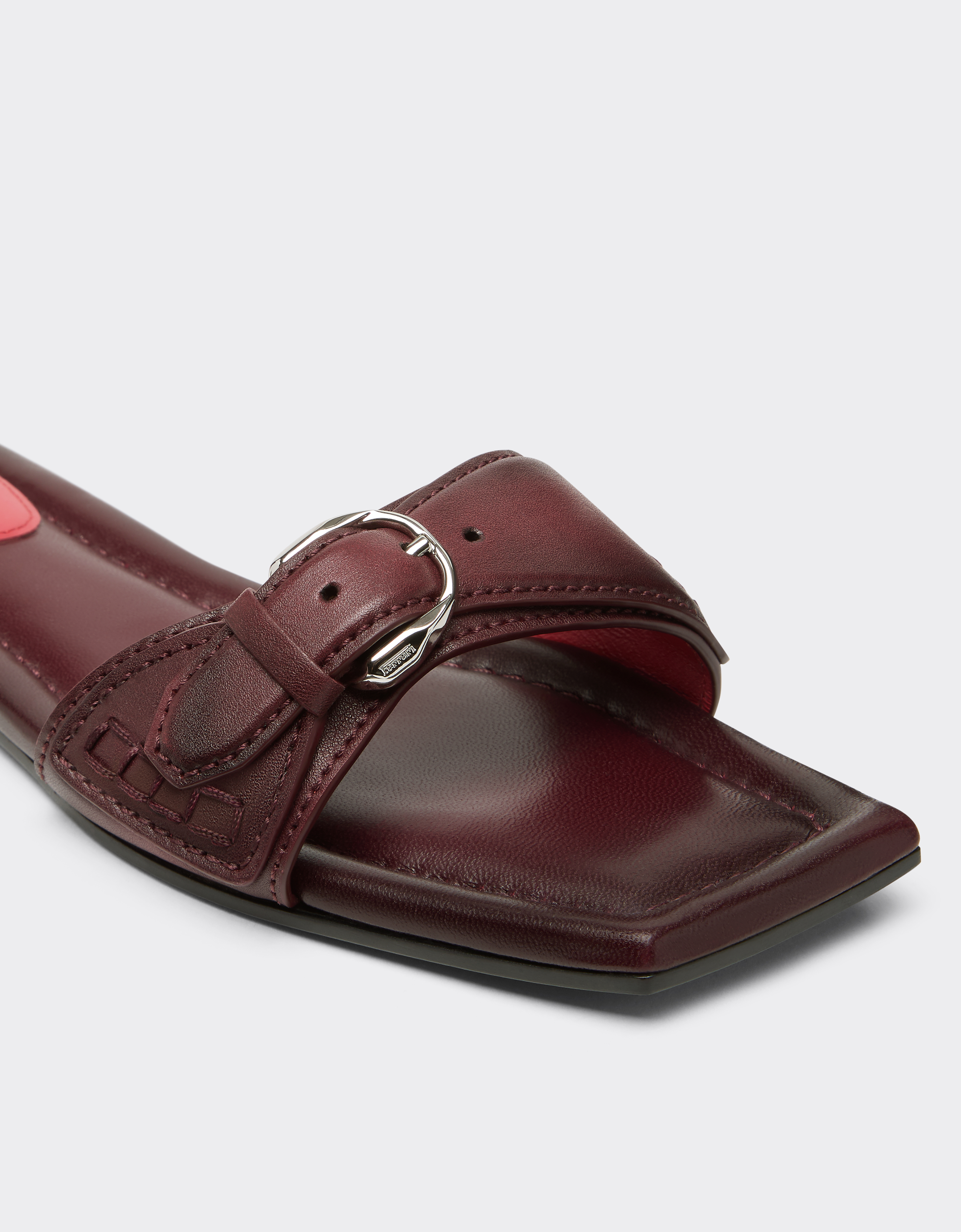 Ferrari Flat Leather Sandals In Burgundy
