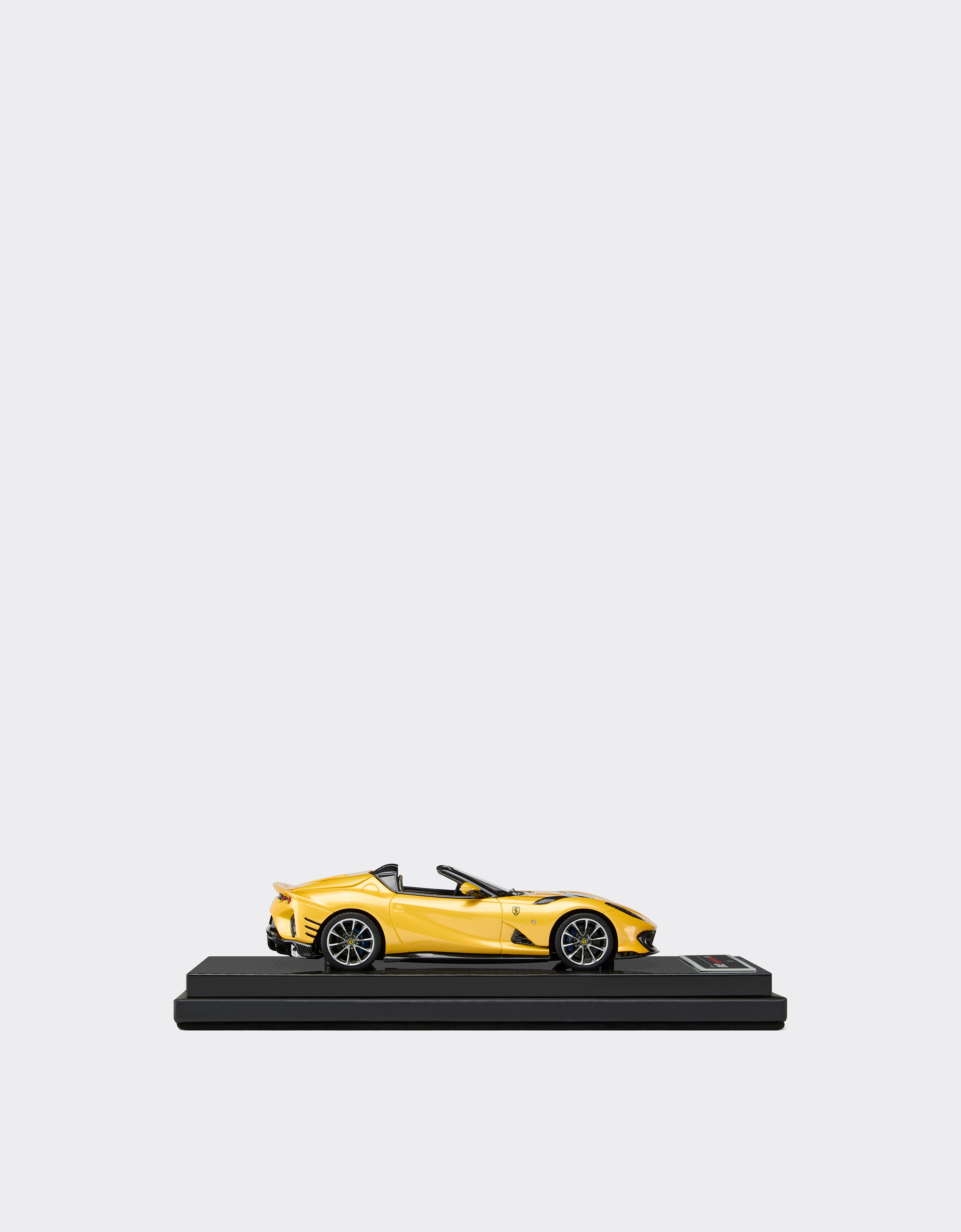 Ferrari Unisex Yellow 1:43 Scale 812 Competizione A Model - Cars Os