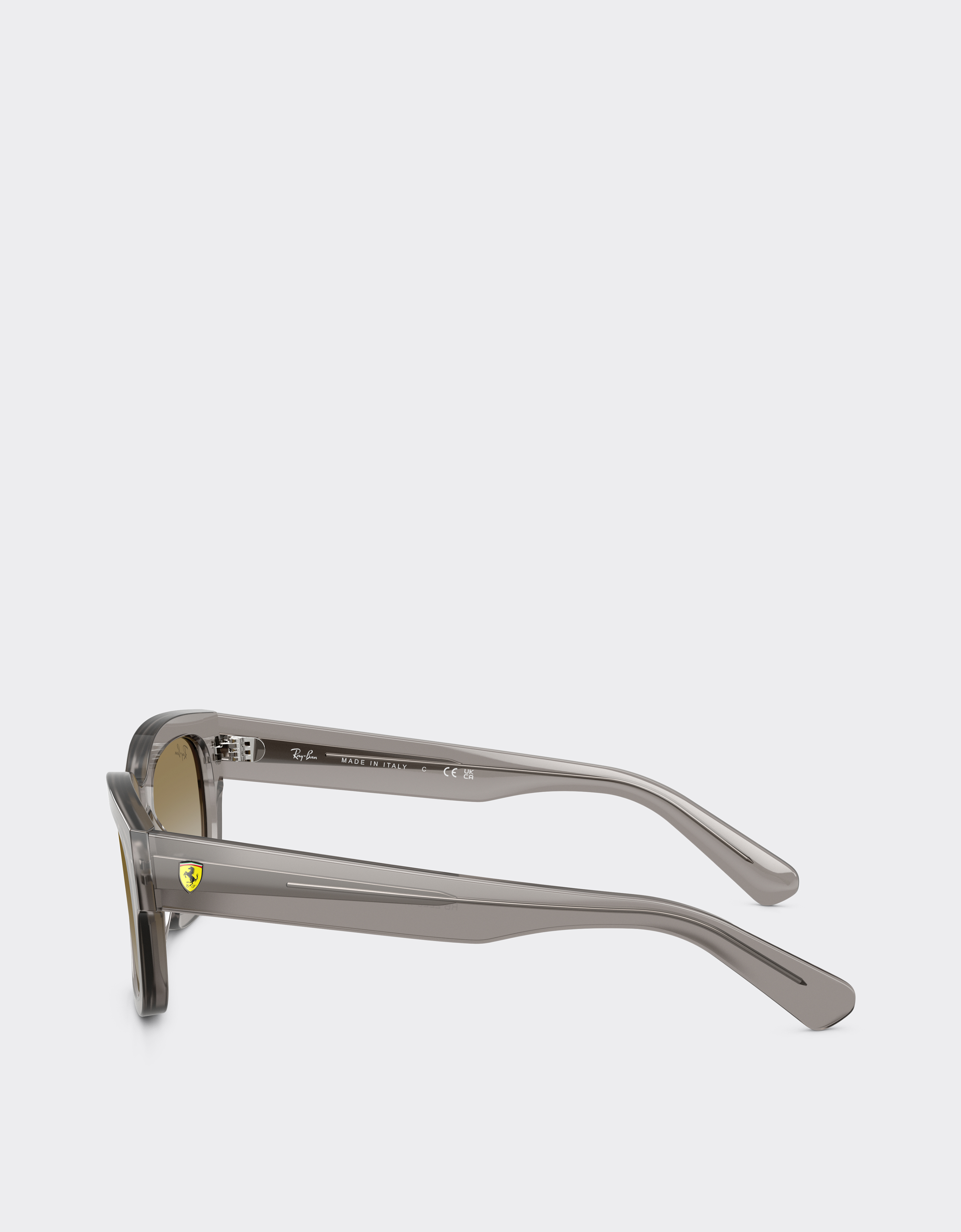  Ferrari Ray-ban Für Scuderia Ferrari Rb2228m Aus Transparentem Grauem Acetat Mit Hellbraunen, Goldverspiegelten Gläsern -  Sonnenbrillen Ingrid Os 