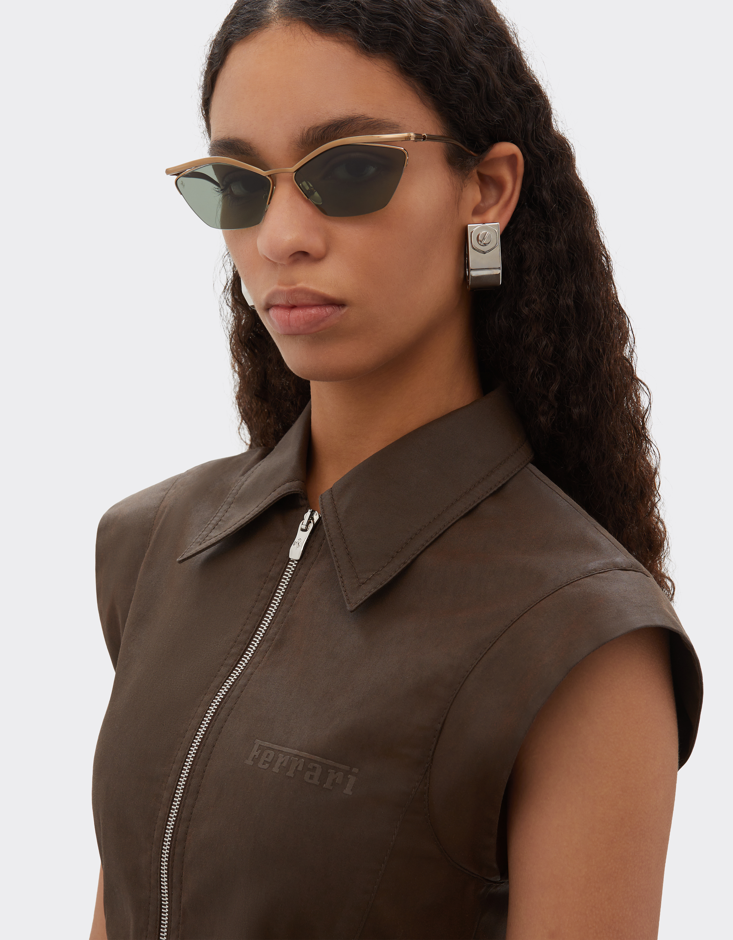  Ferrari Ferrari-sonnenbrille Aus Glänzendem Goldfarbenem Titan Mit Dunkelgrünen Gläsern - Female Sonnenbrillen Oro Os 
