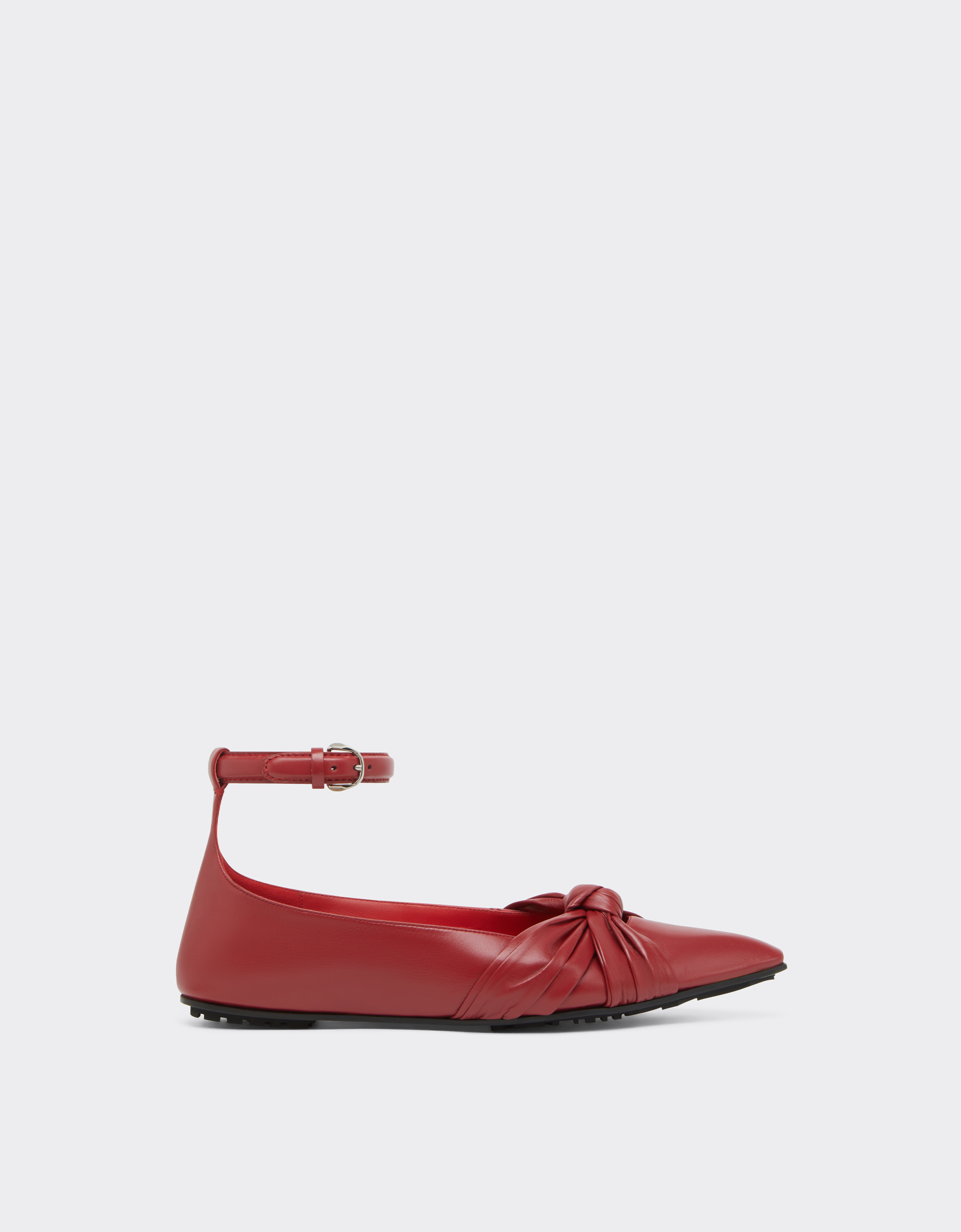 Maison Redのウィメンズ グロッシーレザー バレエシューズ | Ferrari®